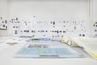 Studio Bethan Huws, exhibition preparation, 2016.

Photo: Hans-Georg Gaul, Berlin. Daimler Art Collection, Stuttgart/Berlin.Hermann und Margrit Rupf-Stiftung, Kunstmuseum Bern © Sucesión Pablo Picasso, VEGAP, Madrid, 2016.