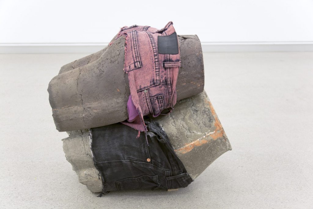 THE POINT OF SCULPTURE